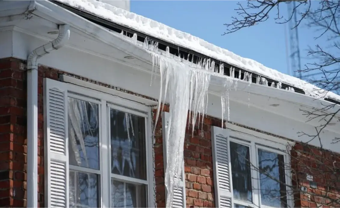 Winter-Roof-Leaks-–-Causes-and-Solutions.we