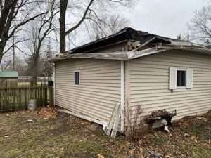 - Winter Roof Leaks – Causes and Solutions