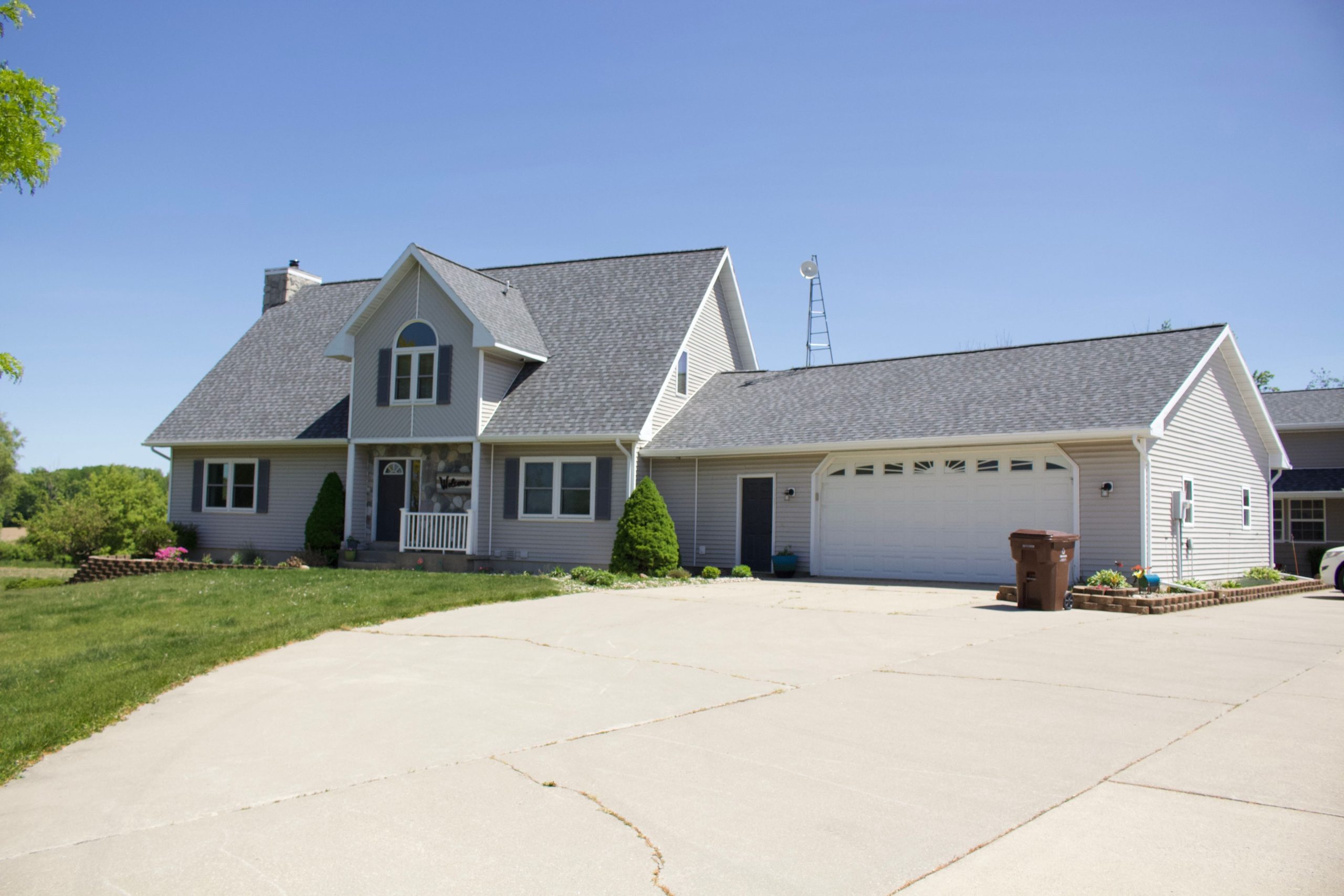 best roofing material for Michigan homes
